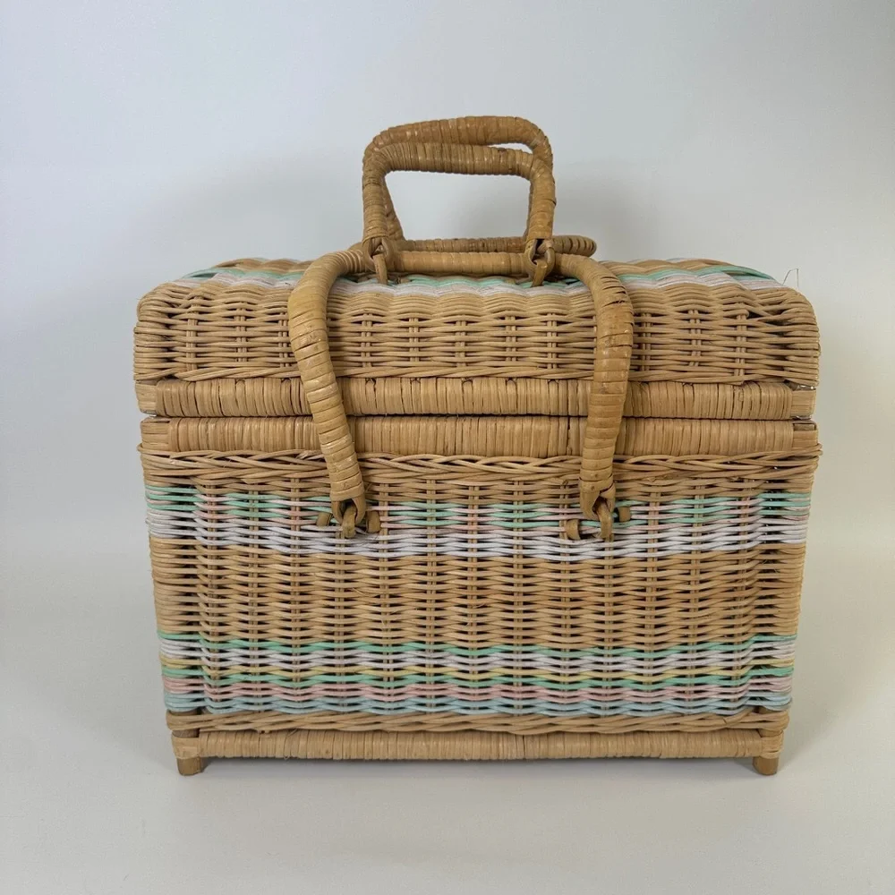 VTG‎ Rattan Pastel Rainbow Wicker Picnic Basket | boho eclectic handles storage